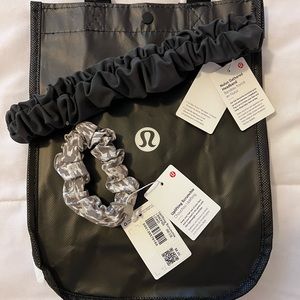 Lululemon headband and scrunchie set (comes with bag)